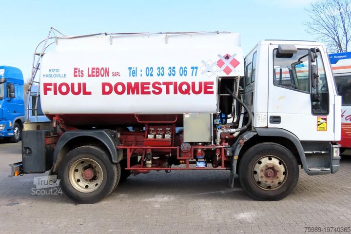 Camion-citerne Iveco Eurocargo FUEL (DIESEL/PETROL) 8000 LITERS, COM...