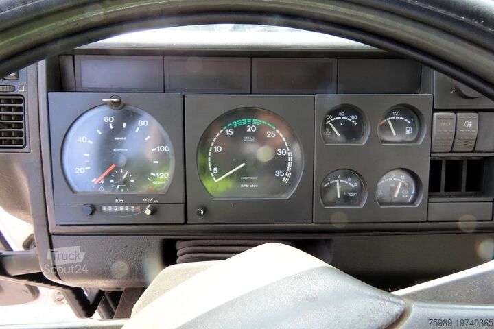 Camion-citerne Iveco Eurocargo FUEL (DIESEL/PETROL) 8000 LITERS, COM...