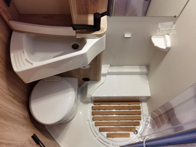 Caravana semiintegrada EURAMOBIL PROFILA RS 695 EB /-2026-/ HUBBETT& EINZELBETTEN