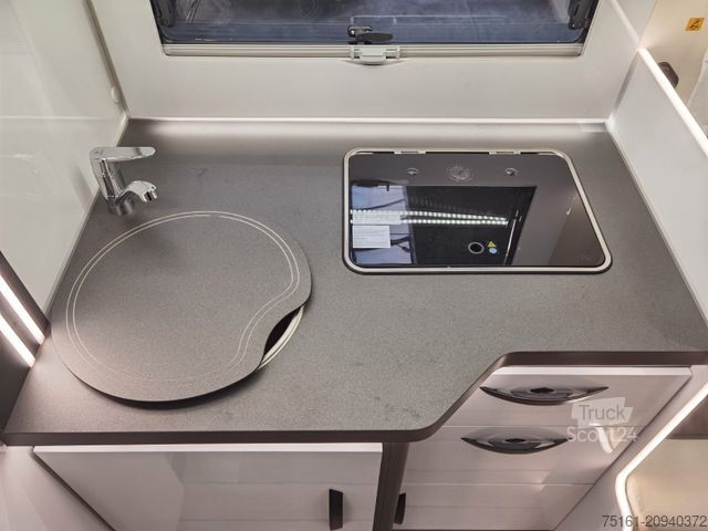 Half-integraal camper FORSTER T 699 LF / 140PS / XXL - HUBBETT & RAUMBAD
