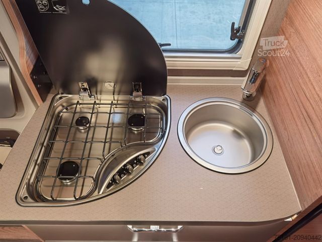 Teilintegriertes Wohnmobil WEINSBERG CARACOMPACT SUITE 640 MEG PEPPER / 170PS-DSG / H