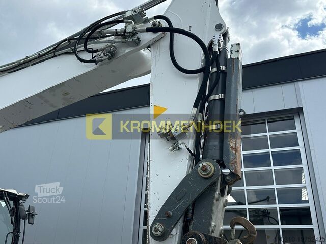 Escavatore telescopico Liebherr R 946 LC Cosben 27 Meter Telescooparm