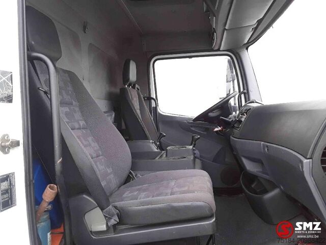 Gesloten bak Mercedes Atego 916