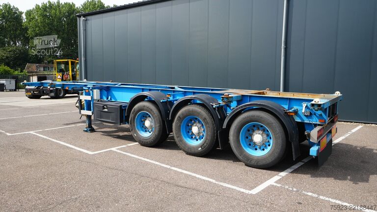 Transporte de contentores Groenewegen 3 Axle container chassis 20/30ft
