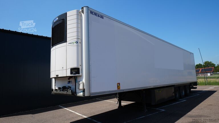 Vežimas šaldytuve ir (arba) šaldytuve LAMBERET 3 Axle frigo trailer Carrier Vector 1950 Bi-Temp