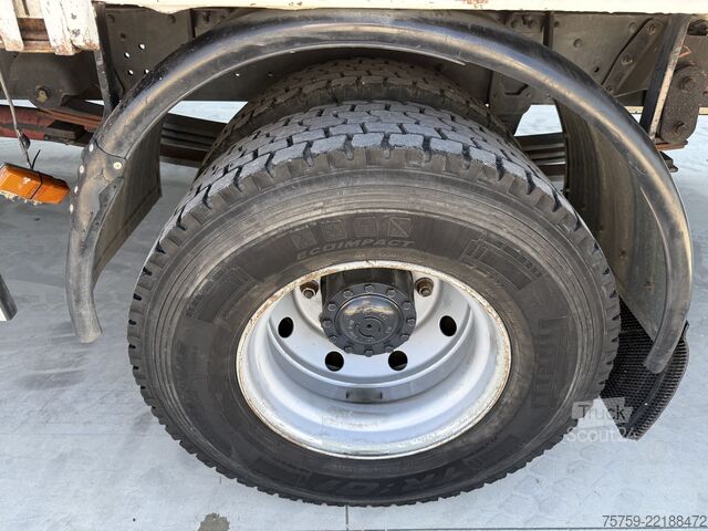 رافعة مثبتة على شاحنة Iveco Eurocargo 150E18 Pritsche+Kran Amco Veba