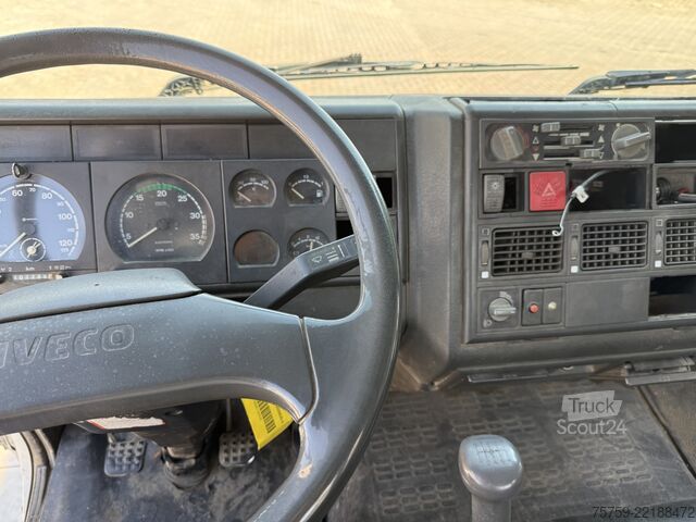 رافعة مثبتة على شاحنة Iveco Eurocargo 150E18 Pritsche+Kran Amco Veba