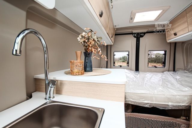 Husbil CHAUSSON Van First Line V594L Dörr Black-Edition exklusiv