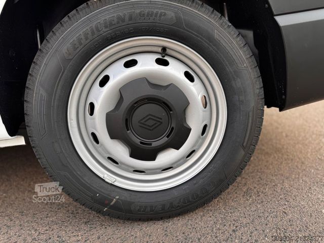 Fourgon tôlé RENAULT Trafic Lkw Komfort L1H1 2,8t Blue dCi 130 MY24