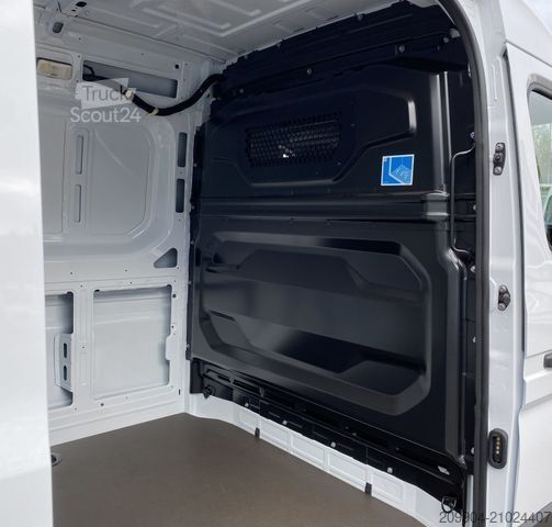 Fourgon tôlé RENAULT Master KAWA FWD Extra L2H2 3,5t Blue dCi 150