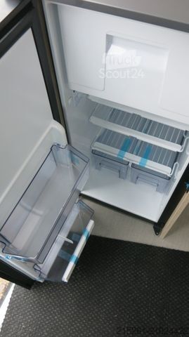 Camping-car WESTFALIA Dreamer D51, Festbett, 2 m Stehh. *RADIKAL REDUZ