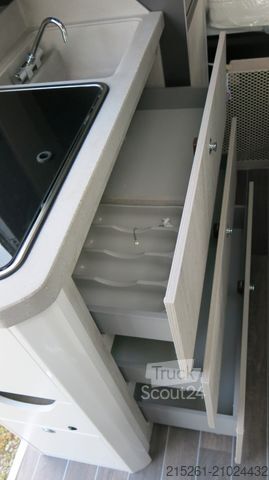 Camper van ROLLER TEAM Livingstone 2 Advance hochwertige Ausstattung!!!