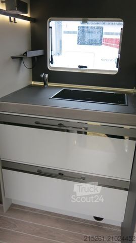 Half-integraal camper ROLLER TEAM Zefiro 295TL, MR25/26 riesiges Queerbett/Garage