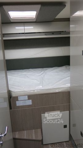 Half-integraal camper ROLLER TEAM Zefiro 295TL, MR25/26 riesiges Queerbett/Garage