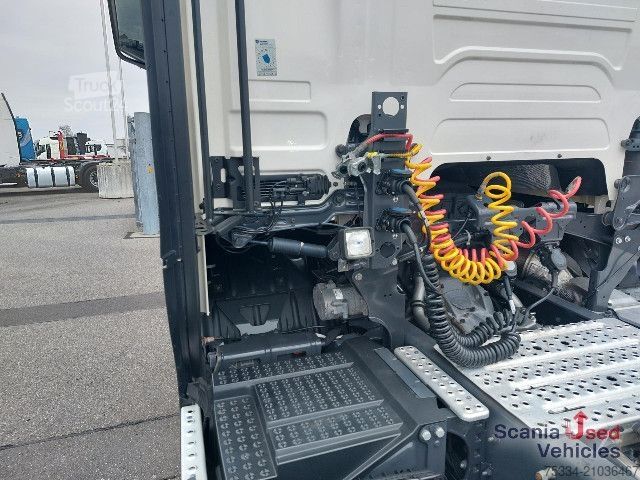 Volume trekker Scania R 460 A4x2EB Volumen MEGA Jumbo