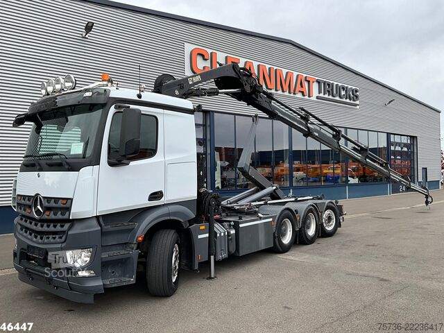 Hakenarmsystem Mercedes-Benz Arocs 3251 8x4 Euro 6 HIab 28 Tonmeter laadkraan