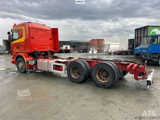 Chasis con cabina Scania R164 6x2 chassis Repair object