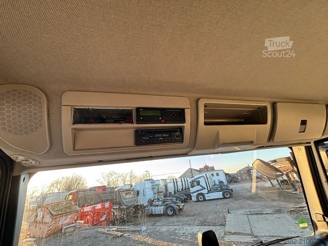 Box van IVECO Eurocargo 75-190 3 Sitze*LBW*Klima*XENON