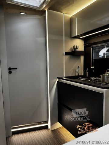 Integreret autocamper MOBILVETTA Kea I86 RFK Navi Solar 32 TV WiFi Alde Lithium