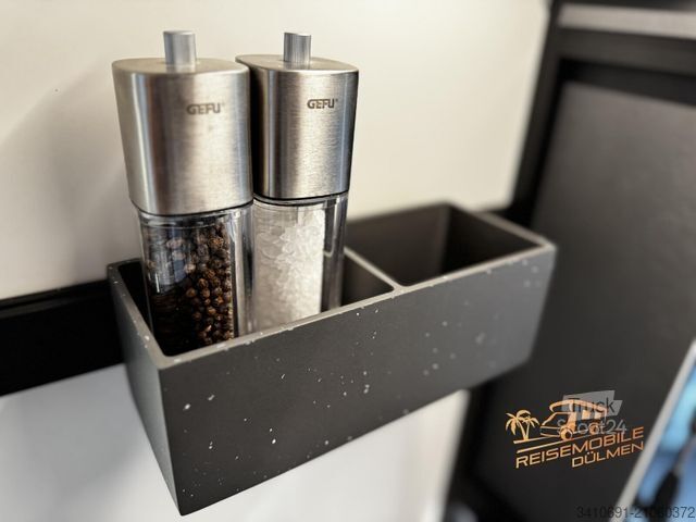 Integreret autocamper MOBILVETTA Kea I86 RFK Navi Solar 32 TV WiFi Alde Lithium