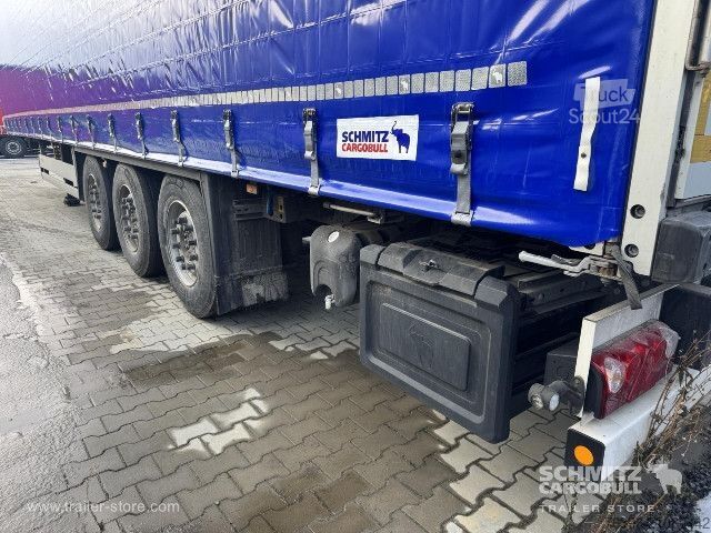 Open semitrailer with tarp Schmitz Cargobull Curtainsider Standard