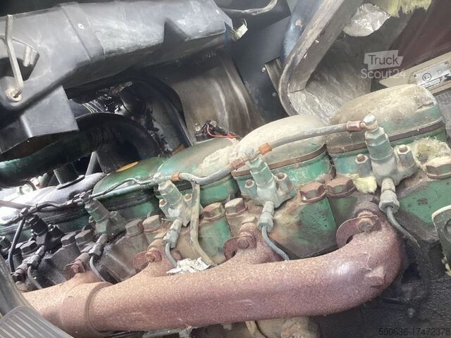 Kipper mit Kran Volvo N10, Full Steel, p, Hiab Kran