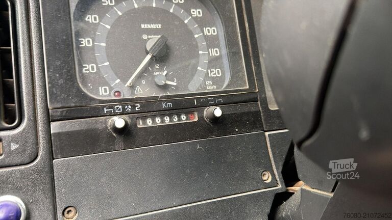 Standard tractor Renault Premium 400 (POMPE MANUELLE / MANUAL PUMP / GRA...