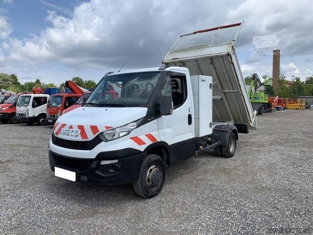 Sklápěcí dodávka Iveco 35C13 - Tipper