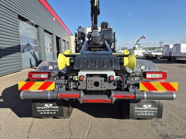 Wywrotka Renault K520 AMPLIROLL + GRUE / VOITH