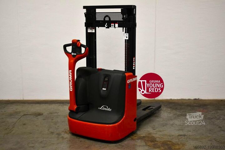 Manual stacker Linde L 10 1172