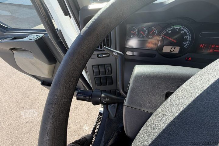 Rashladni kamion Renault Midlum 270.14 L 4x2 Kühlkoffer / HB / Swiss-Vehicle