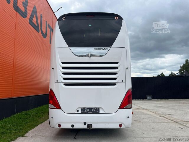 Autobús de dos pisos Neoplan SKYLINER L 6x2*4 77 SEATS / AC / AUXILIARY HEAT...