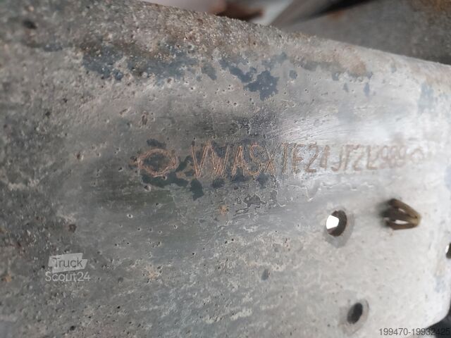Plateforme élévatrice montée sur camion Isoli PNT220NLX on Nissan NT400