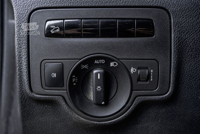 Fourgon tôlé MERCEDES-BENZ Vito L1H1 4x4 | 160PK | Automaat | Airco | Trekh