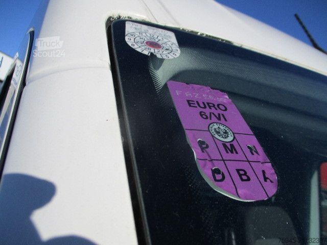 High top van VOLKSWAGEN Crafter, 35 2.0, L4H2, TÜV 06/2026, spez. Aufbau