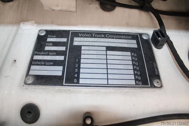 Ελκυστήρας μεγάλου όγκου VOLVO FH 500 4x2 LL GlobeXL 2 x Tank MULTI Nr.: 768