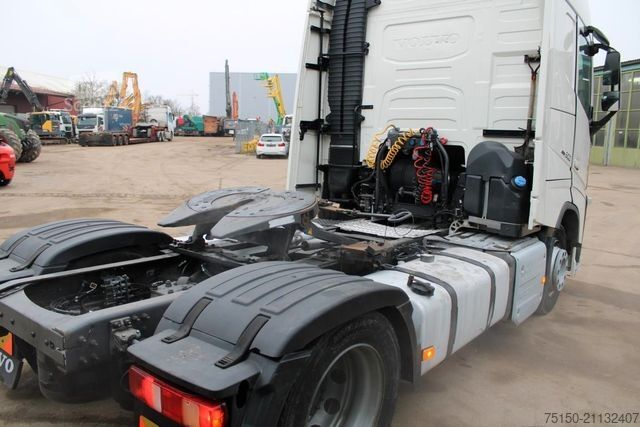 Ελκυστήρας μεγάλου όγκου VOLVO FH 500 4x2 LL GlobeXL 2 x Tank MULTI Nr.: 768