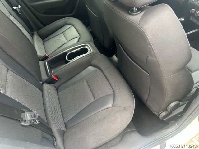 Dodávka AUDI A1 1.2 TFSI 63kw*Teilleder*Klimaaut.*Xenon*Navi