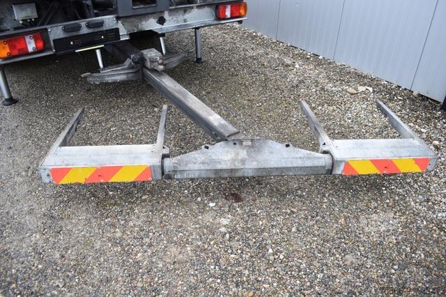 Vehicul de tractare MERCEDES-BENZ Atego 1523 Abschlepper Kran / Bergearm / Brille