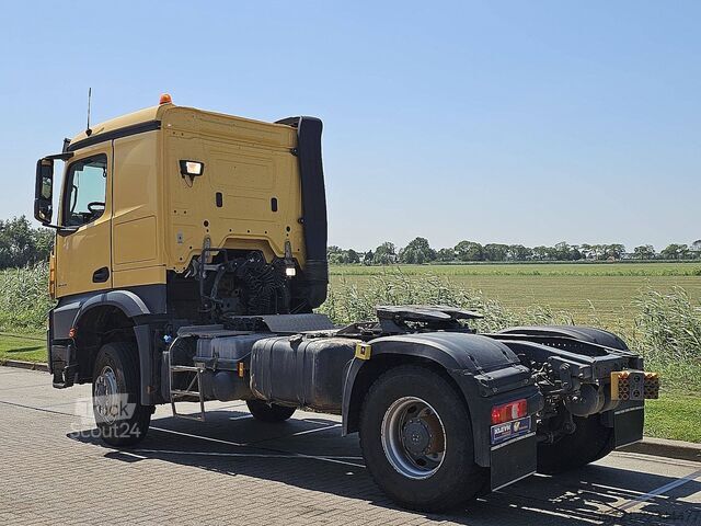 Standaard trekker MERCEDES-BENZ AROCS 2043 AS steel suspension
