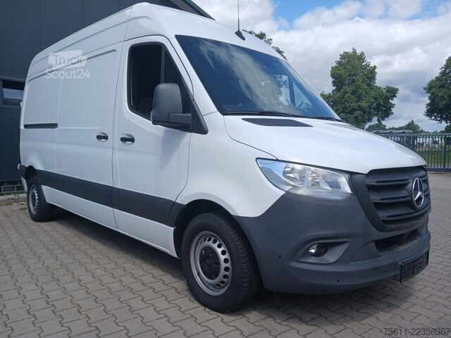 Hűtőfelépítményes furgon Mercedes-Benz Sprinter III FWD 215 CDI FRISCHEDIENST 0°NEU RFK A