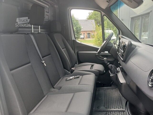 Hűtőfelépítményes furgon Mercedes-Benz Sprinter III FWD 215 CDI FRISCHEDIENST 0°NEU RFK A