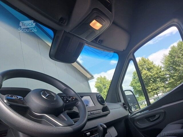 Hűtőfelépítményes furgon Mercedes-Benz Sprinter III FWD 215 CDI FRISCHEDIENST 0°NEU RFK A