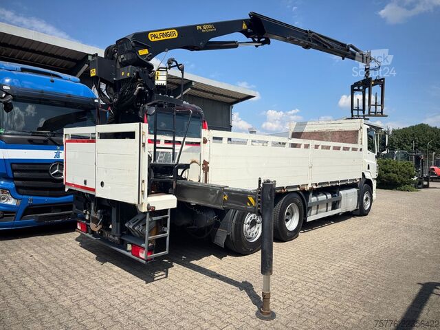 Kuorma-autoon asennettu nosturi DAF CF 460  6x2  Baustoff Palfinger PK18001L
