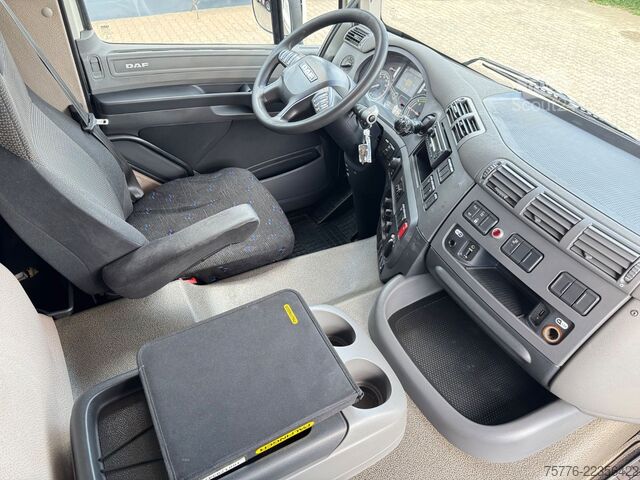 Kuorma-autoon asennettu nosturi DAF CF 460  6x2  Baustoff Palfinger PK18001L