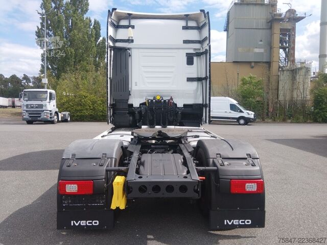Standardní tahač Iveco S-Way AS 440 S 50 T/FP Standklima Navi