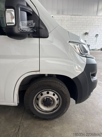 Kamp prikolica/kamper 2023 Fiat Ducato Weinsberg Carabus Manuel | Toit relevable