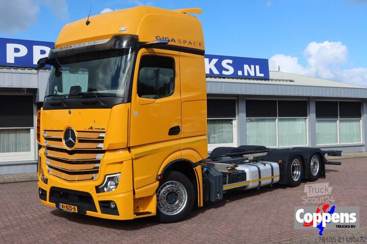 الهيكل مع كابينة السائق Mercedes-Benz Actros 2642 LL Chassis Cabine Giga space