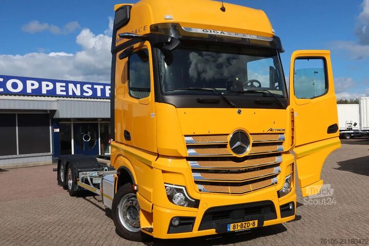 الهيكل مع كابينة السائق Mercedes-Benz Actros 2642 LL Chassis Cabine Giga space