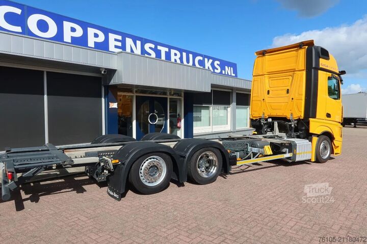 الهيكل مع كابينة السائق Mercedes-Benz Actros 2642 LL Chassis Cabine Giga space